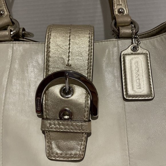 Coach F18751 Soho East West Ivory & Gold  Shoulder Hand Bag Purse Buckle Charm - Picture 13 of 16
